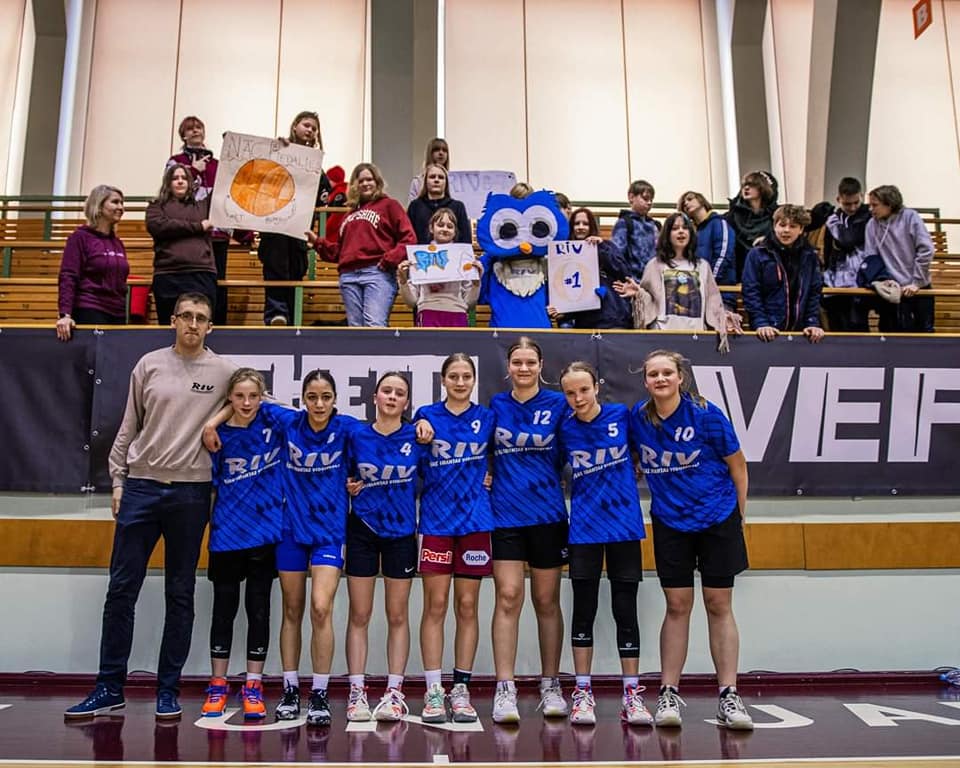 3. vieta VEF Rīgas skolu superlīgas 6.-7. klašu meiteņu basketbola sacensībās