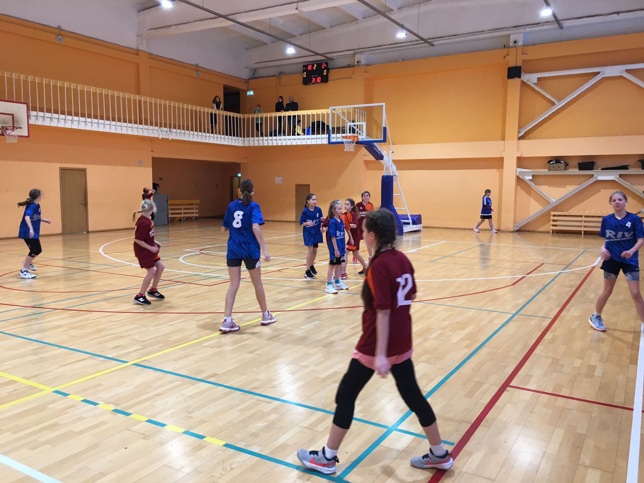 Divas uzvaras Rīgas pilsētas Kurzemes priekšpilsētas starpskolu sacensībās basketbolā 4. – 5. klašu meitenēm