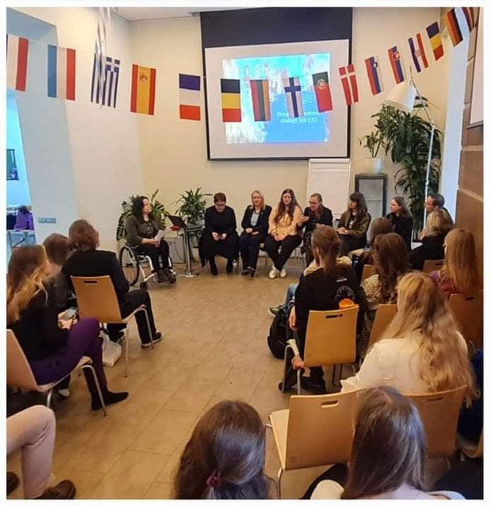 SP jaunietes piedalās Eiropas Jaunatnes dialoga Rīgas reģiona ideju ieviešanas pasākumā “ES Iekļaujos”